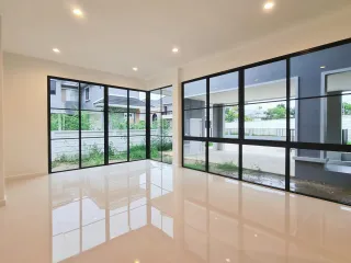 For sale 4 bedrooms villa in Mueang Phuket, Phuket