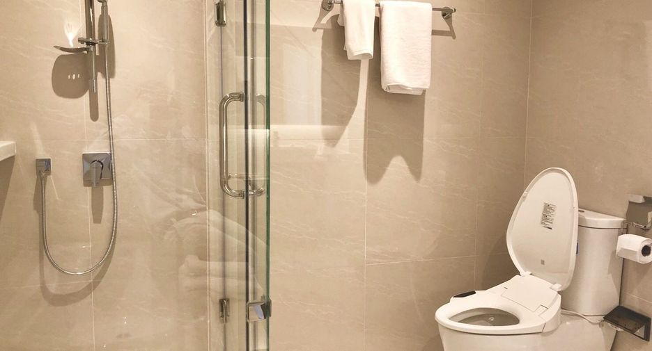 For sale and for rent 2 bedrooms condo in Khlong Toei, Bangkok