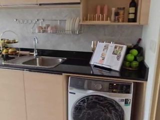 Condo en alquiler de 1 habitaciones en Yan Nawa, Bangkok