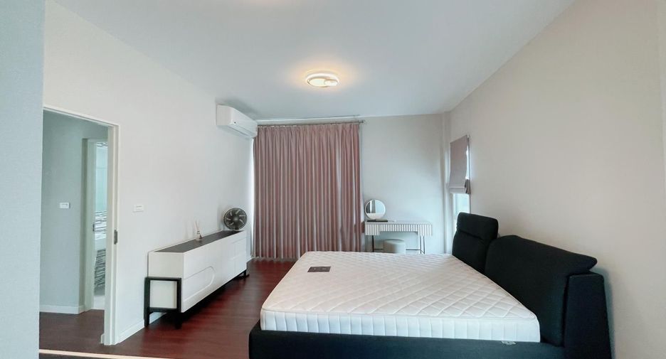 For rent 4 bedrooms house in Mueang Phuket, Phuket