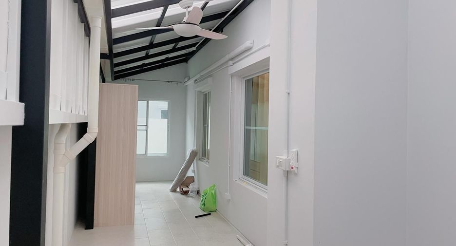 For rent 4 bedrooms house in Mueang Phuket, Phuket