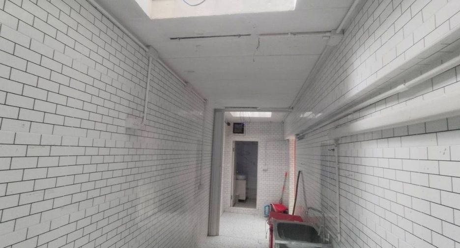 Gewerbefläche zur Miete in Yan Nawa, Bangkok