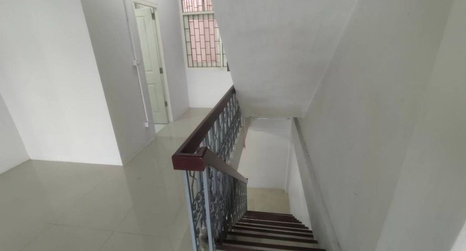 Gewerbefläche zur Miete in Yan Nawa, Bangkok