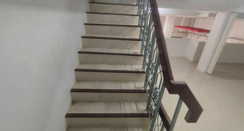 Gewerbefläche zur Miete in Yan Nawa, Bangkok
