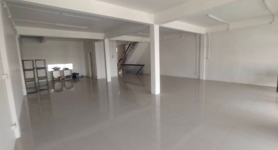 Gewerbefläche zur Miete in Yan Nawa, Bangkok
