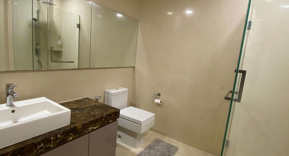For sale and for rent 2 bedrooms condo in Khlong Toei, Bangkok