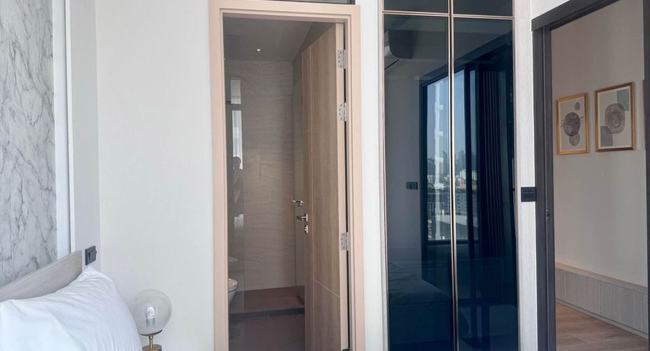 For rent 1 bed condo in Watthana, Bangkok