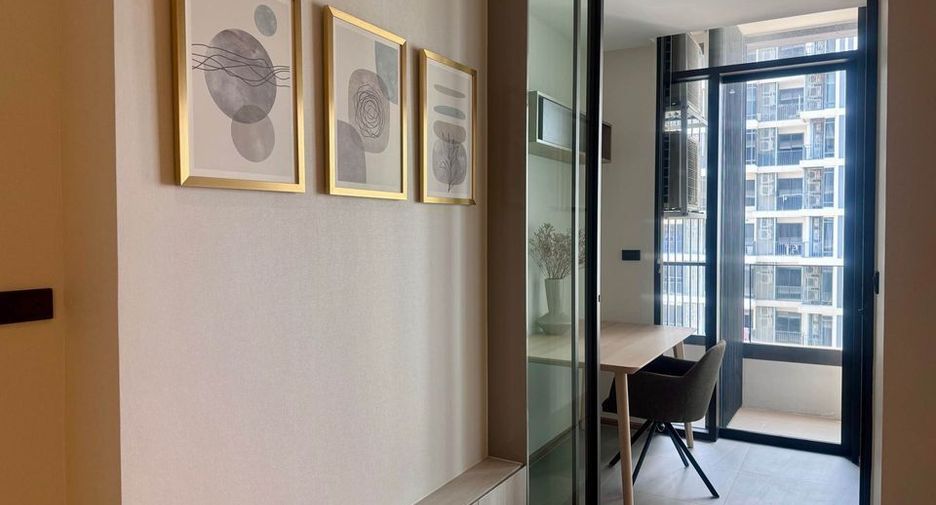 For rent 1 bed condo in Watthana, Bangkok