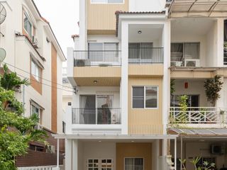 Reihenhaus zur Miete mit 3 Zimmer in Suan Luang, Bangkok