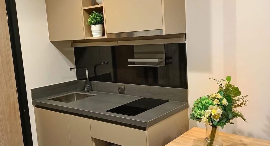 Wohnung zur Miete mit 1 Zimmer in Khlong Toei, Bangkok
