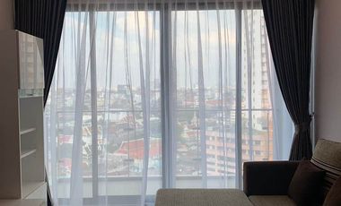 Condo en alquiler de 2 habitaciones en Khlong San, Bangkok