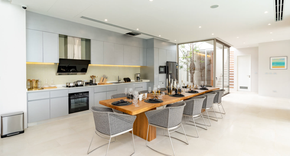For rent 4 bedrooms villa in Thalang, Phuket