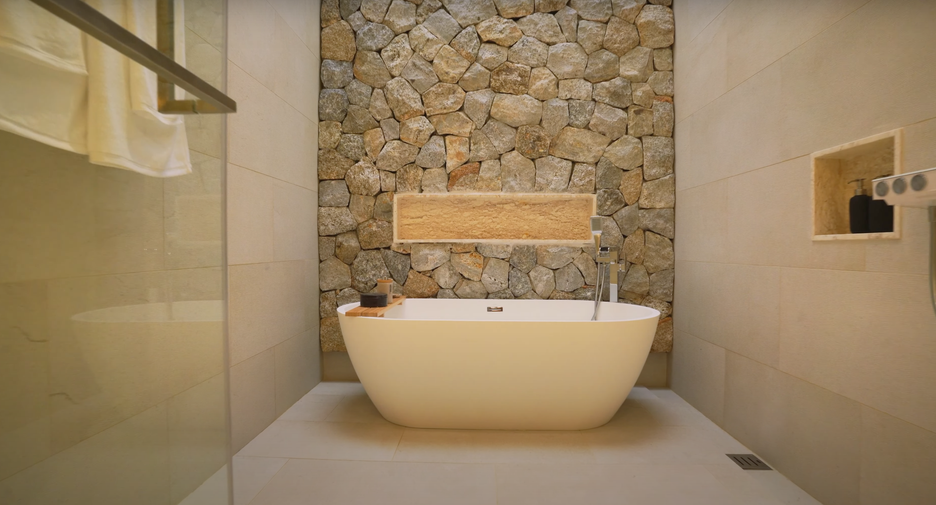 For rent 4 bedrooms villa in Thalang, Phuket