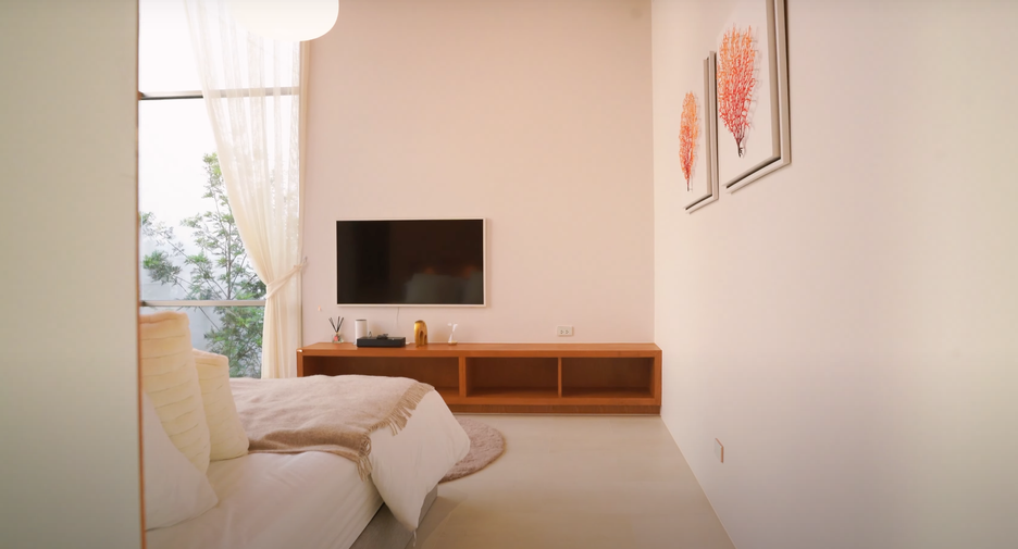 For rent 4 bedrooms villa in Thalang, Phuket