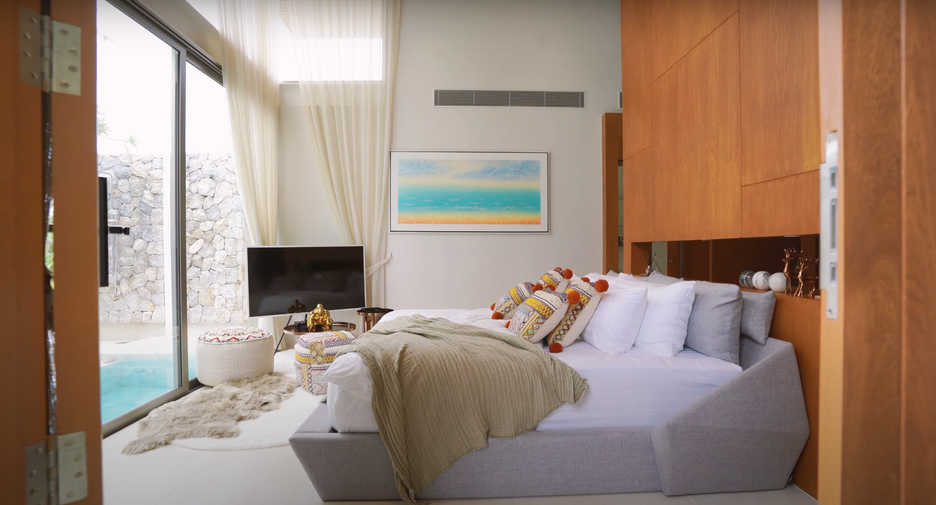 For rent 4 bedrooms villa in Thalang, Phuket
