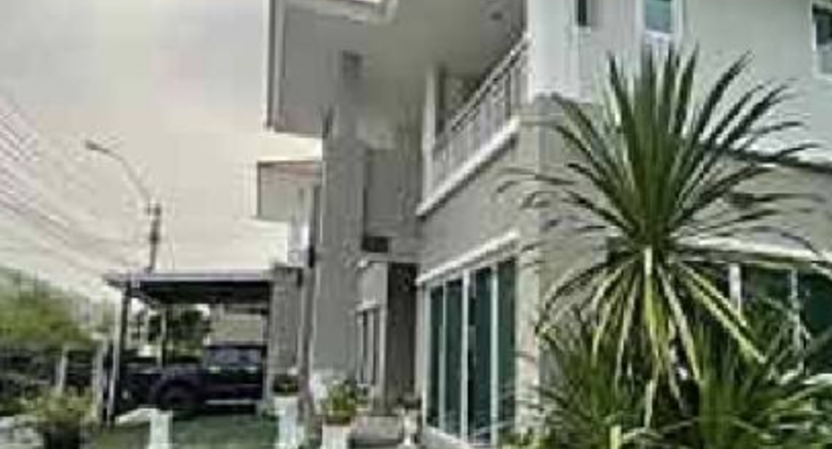 For sale 4 bedrooms house in Sai Mai, Bangkok