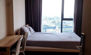 À louer studio condo à Bang Na, Bangkok
