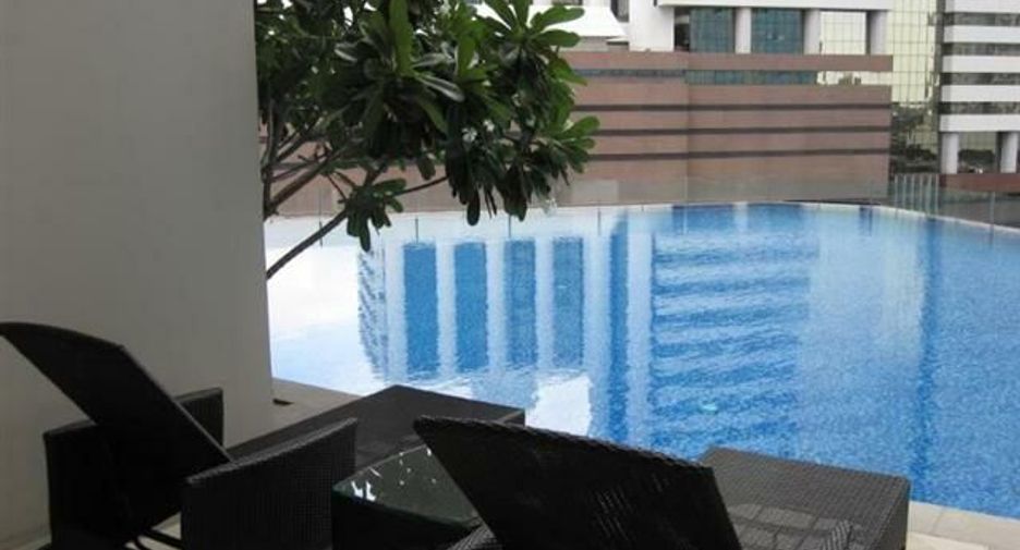 Condo en alquiler de 2 habitaciones en Sathon, Bangkok