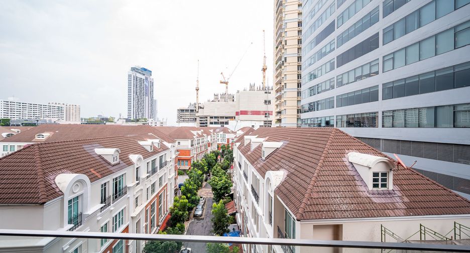 À vendre et à louer 1 chambre condo à Watthana, Bangkok