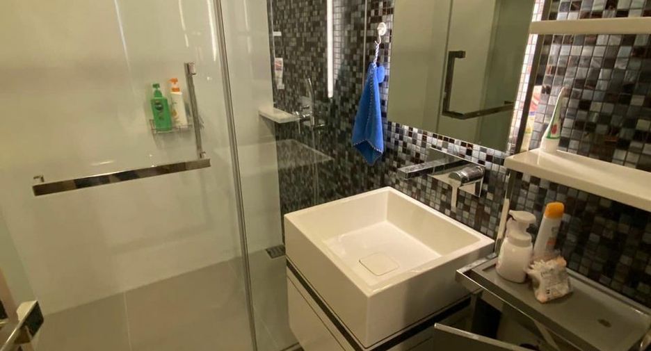For sale 1 bed condo in Bang Rak, Bangkok