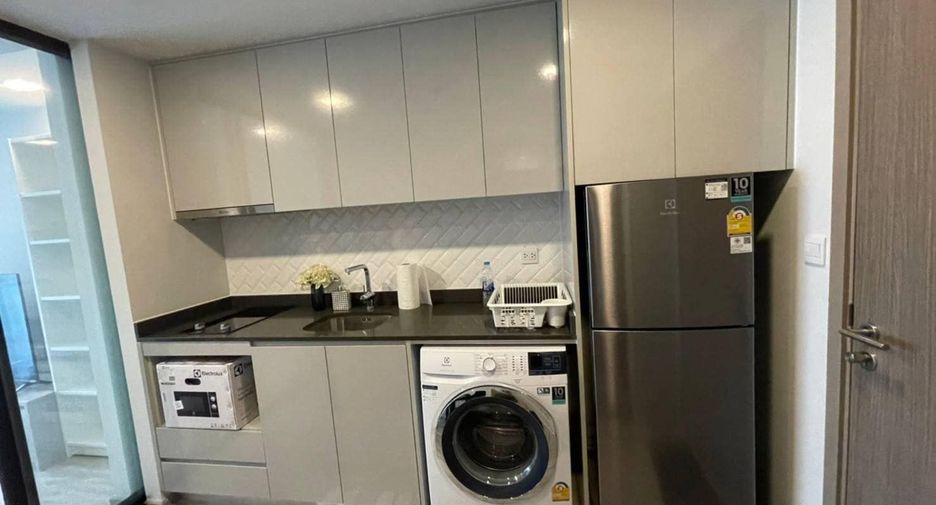 For rent 1 bed condo in Pathum Wan, Bangkok
