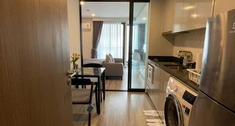 For rent 1 bed condo in Pathum Wan, Bangkok