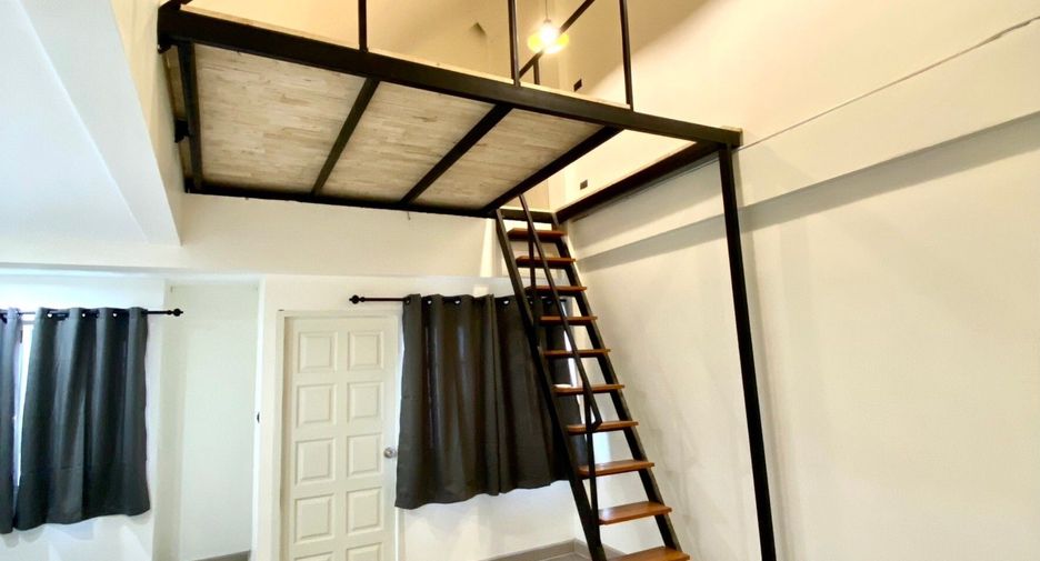 For sale 4 bedrooms townhouse in Bang Phli, Samut Prakan