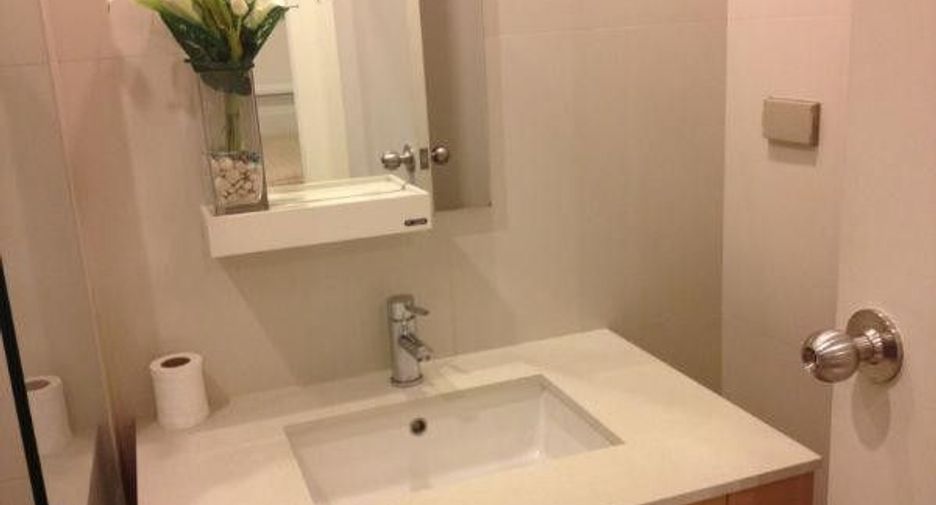 For rent 1 bed condo in Ratchathewi, Bangkok