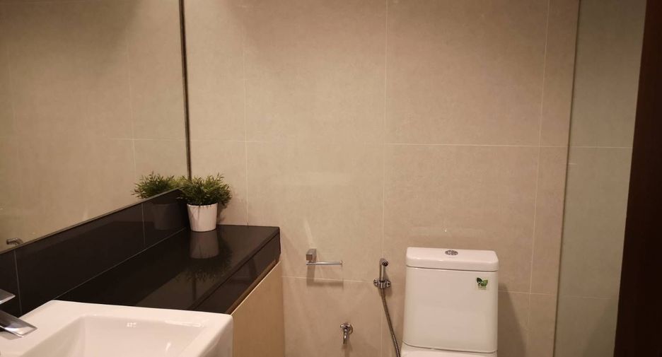 Apartment zur Miete mit 3 Zimmer in Pathum Wan, Bangkok