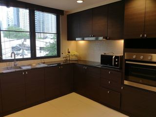 For rent 3 ベッドルーム apartment in Pathum Wan, Bangkok