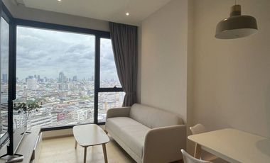 For rent 1 bed condo in Huai Khwang, Bangkok
