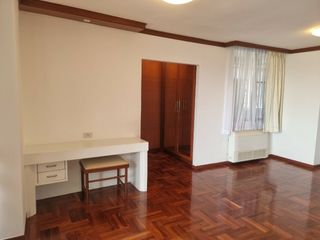 Wohnung zur Miete mit 4 Zimmer in Khlong Toei, Bangkok