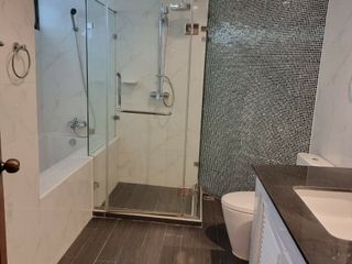 Wohnung zur Miete mit 4 Zimmer in Khlong Toei, Bangkok