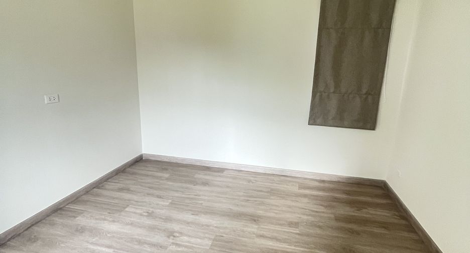 Haus zur Miete mit 4 Zimmer in Mueang Phuket, Phuket