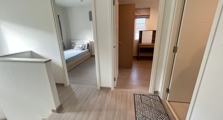 Haus zur Miete mit 4 Zimmer in Mueang Phuket, Phuket