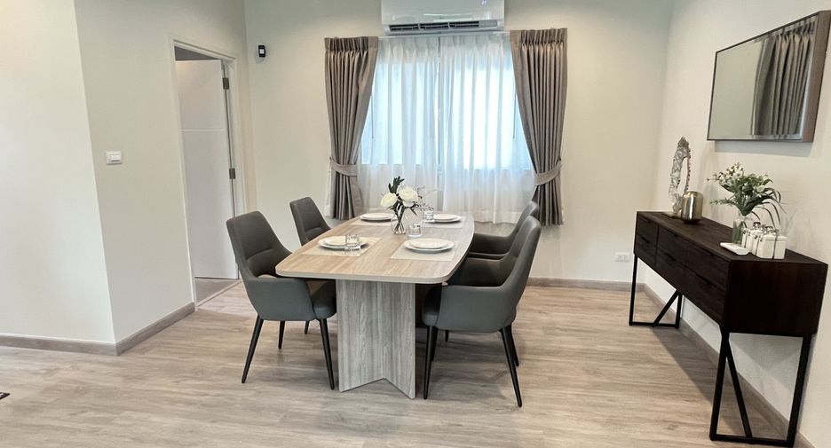 Haus zur Miete mit 4 Zimmer in Mueang Phuket, Phuket