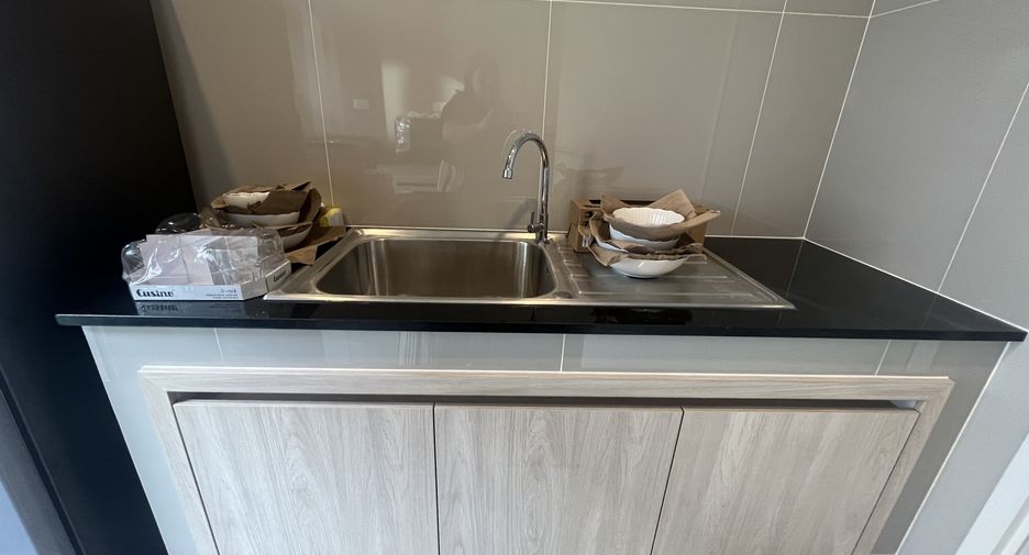 Haus zur Miete mit 4 Zimmer in Mueang Phuket, Phuket