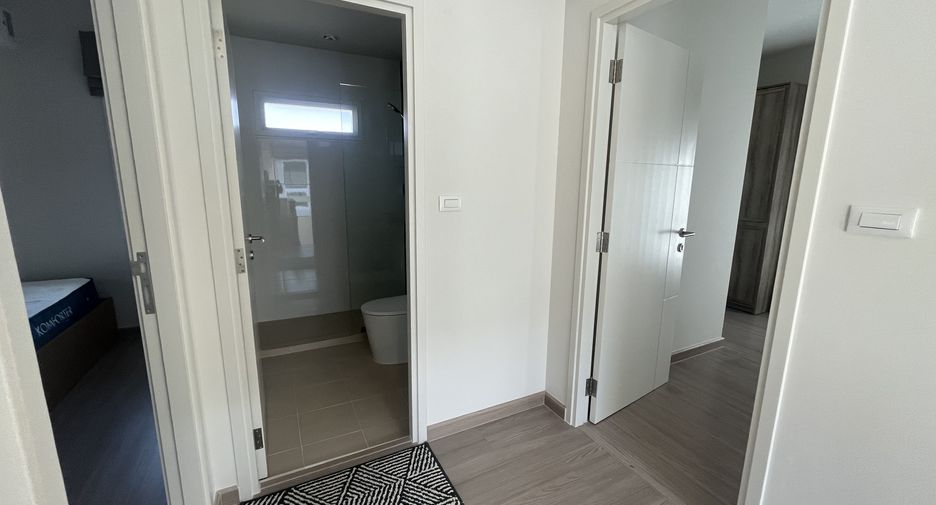 Haus zur Miete mit 4 Zimmer in Mueang Phuket, Phuket