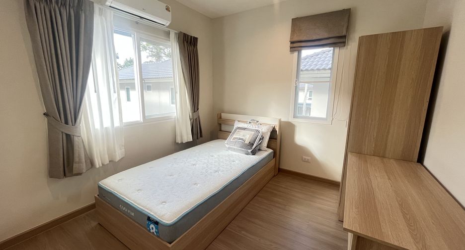 Haus zur Miete mit 4 Zimmer in Mueang Phuket, Phuket