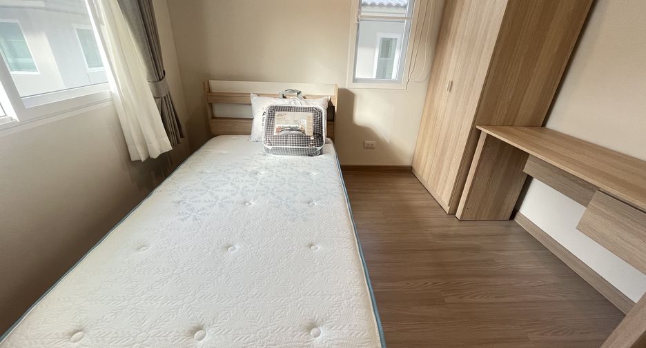 Haus zur Miete mit 4 Zimmer in Mueang Phuket, Phuket