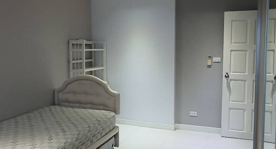 For sale 3 bedrooms condo in Suan Luang, Bangkok