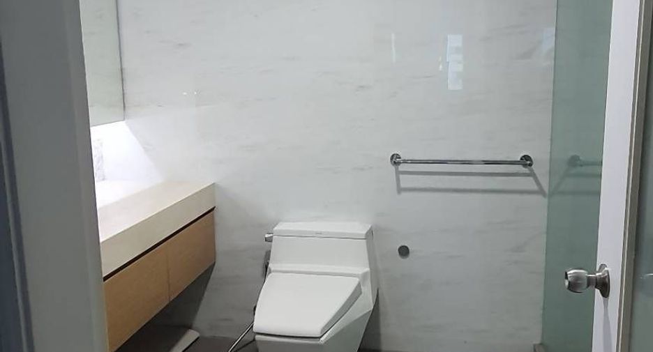 For sale 3 bedrooms condo in Suan Luang, Bangkok