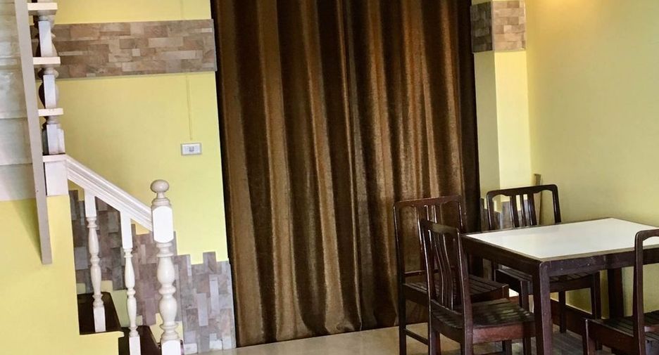 For rent 2 bedrooms townhouse in Bang Na, Bangkok