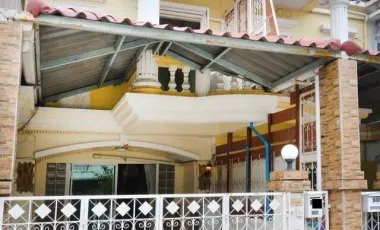 For rent 2 bedrooms townhouse in Bang Na, Bangkok