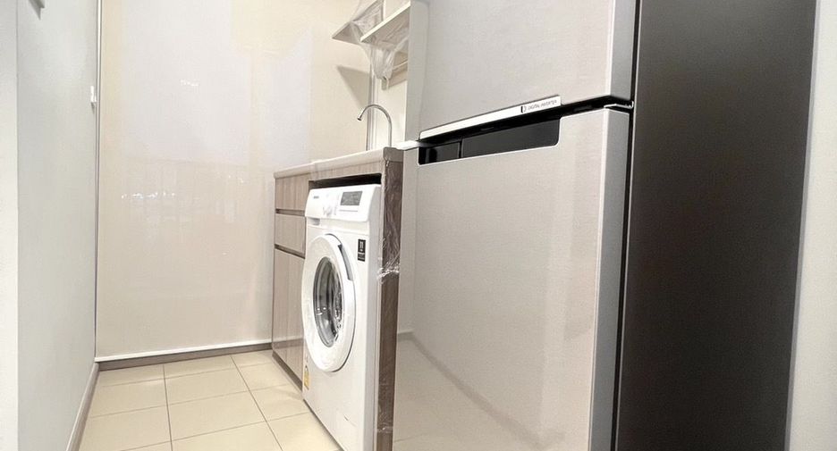 Condo en alquiler de estudio en Phra Khanong, Bangkok