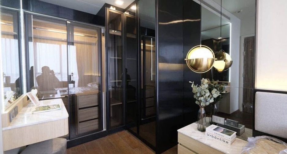 For rent 1 bed condo in Khlong Toei, Bangkok