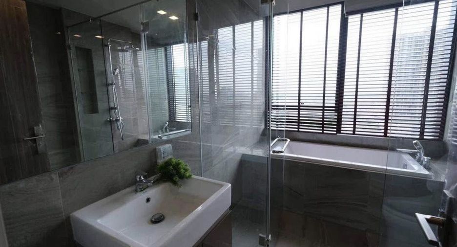 For rent 1 bed condo in Khlong Toei, Bangkok