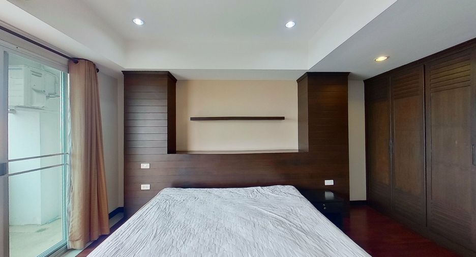 For rent 1 bed apartment in Watthana, Bangkok