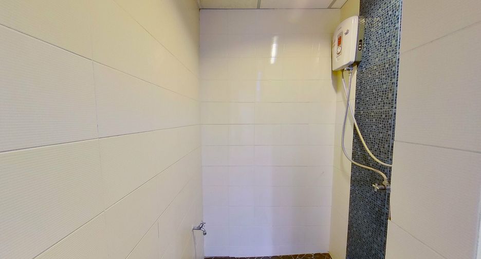 For rent 1 bed apartment in Watthana, Bangkok