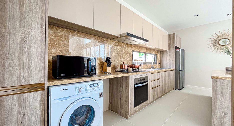 For sale 3 bedrooms villa in Thalang, Phuket